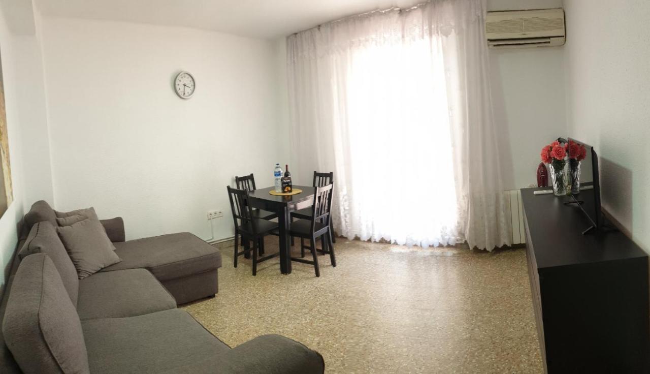 Apartment For 6 People. Βαλένθια Εξωτερικό φωτογραφία