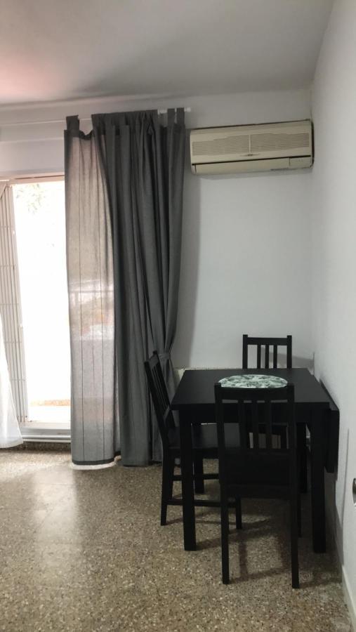 Apartment For 6 People. Βαλένθια Εξωτερικό φωτογραφία